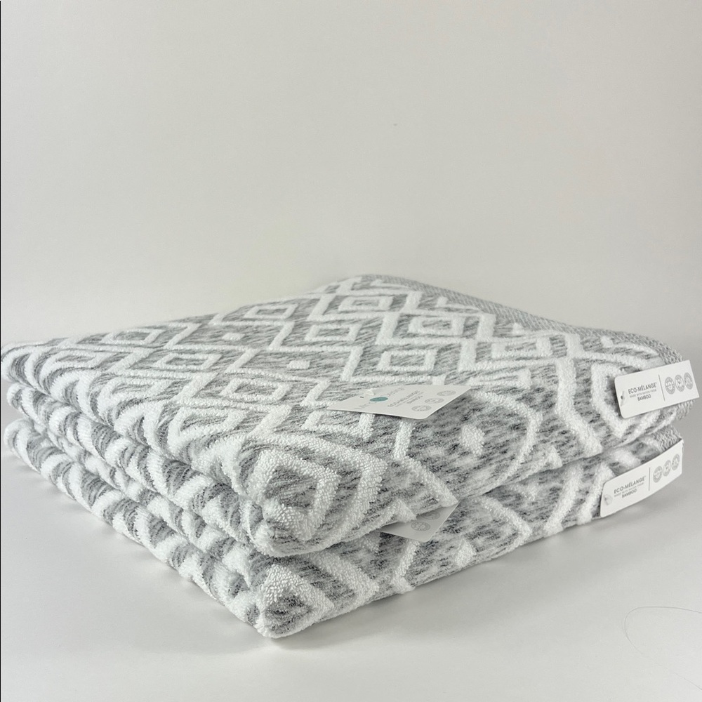 2pc Mind On Design Eco Melange Bamboo Bath Towels Diamond Pattern Gray White NEW